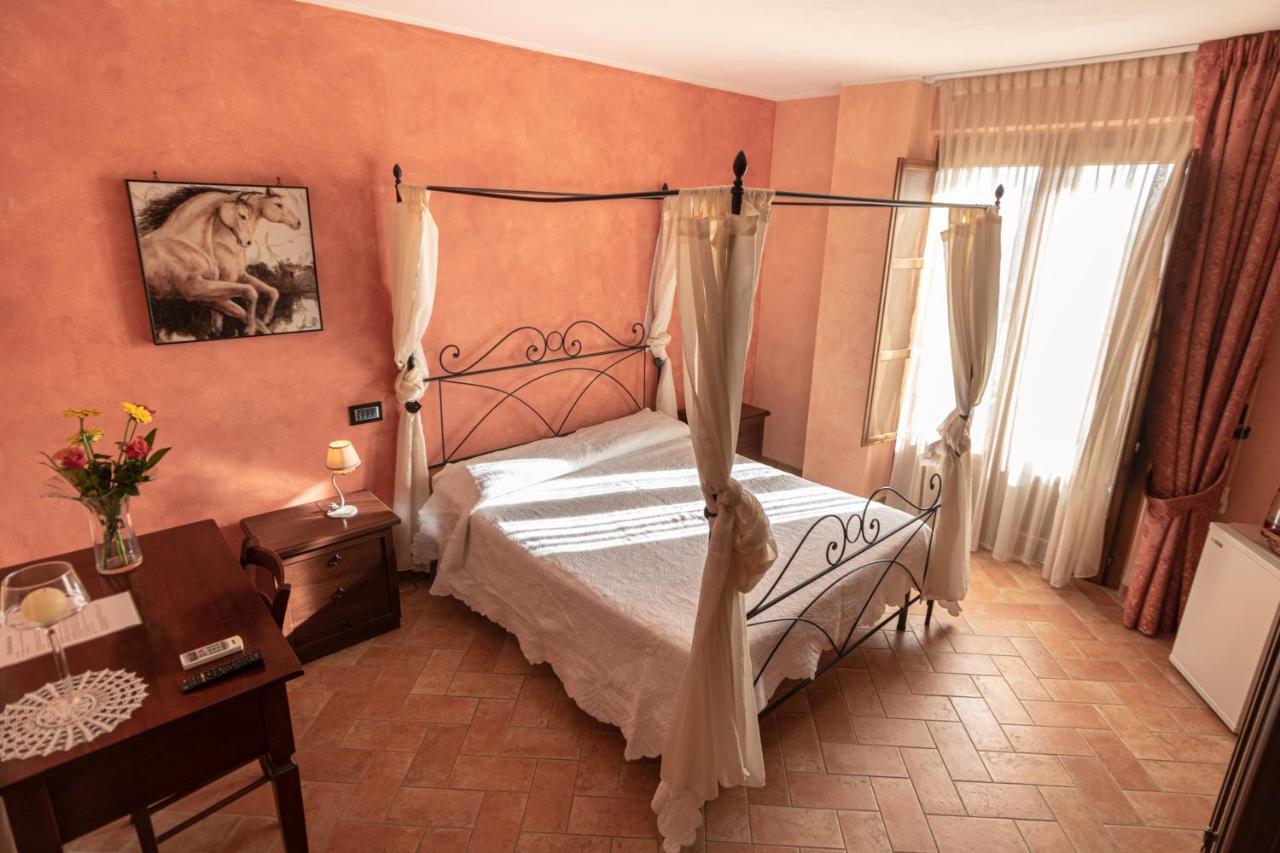 B&B Villa Barbarossa Petrignano Exterior photo