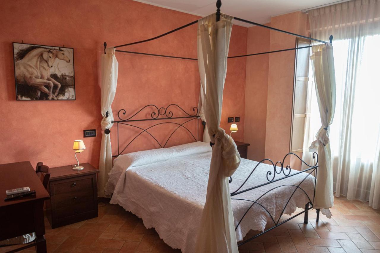 B&B Villa Barbarossa Petrignano Exterior photo